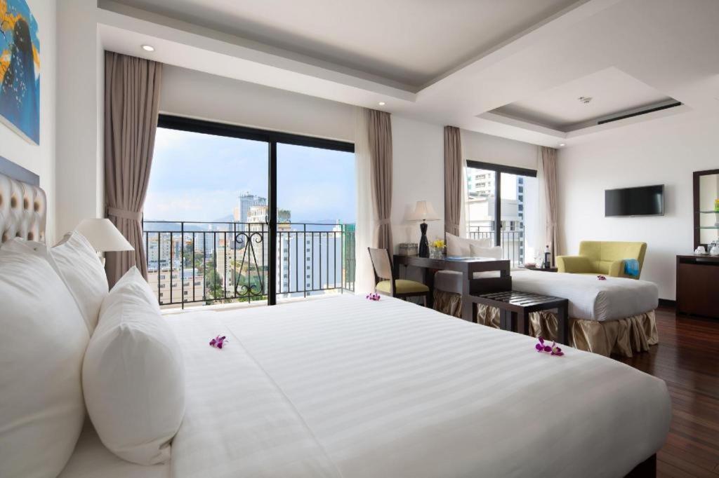 Legendsea Hotel Nha Trang Exterior foto